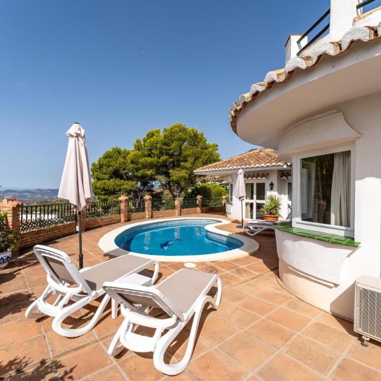Villa with private swimming pool - Villa con vistas al mar - 2