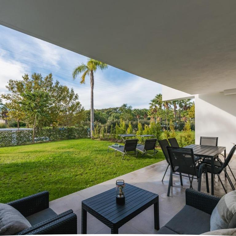 Alcazaba Lagoon Luxury Retreat - Apartamento Deluxe de 2 dormitorios con vistas al jardín - 19