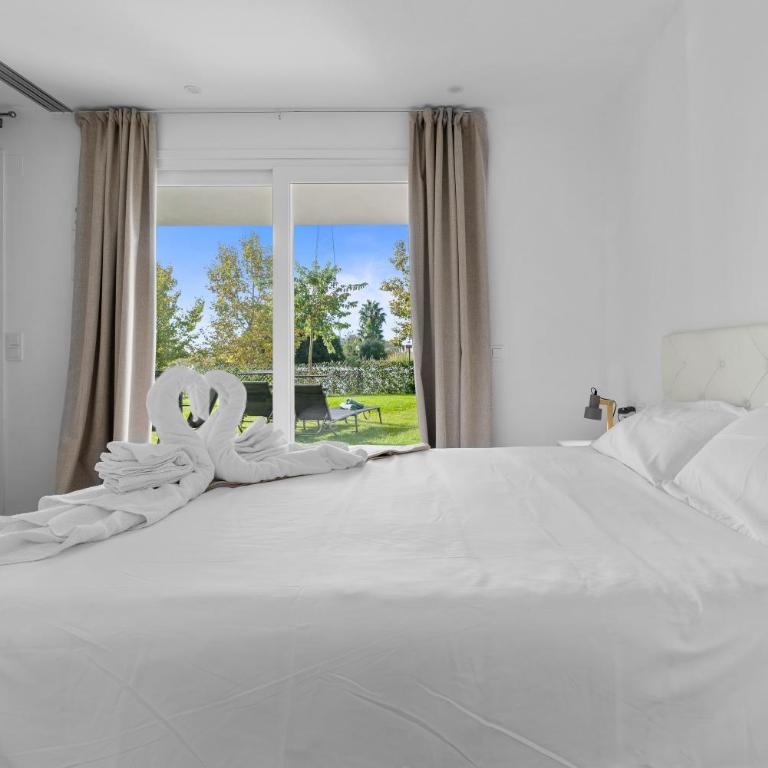 Alcazaba Lagoon Luxury Retreat - Apartamento Deluxe de 2 dormitorios con vistas al jardín - 10