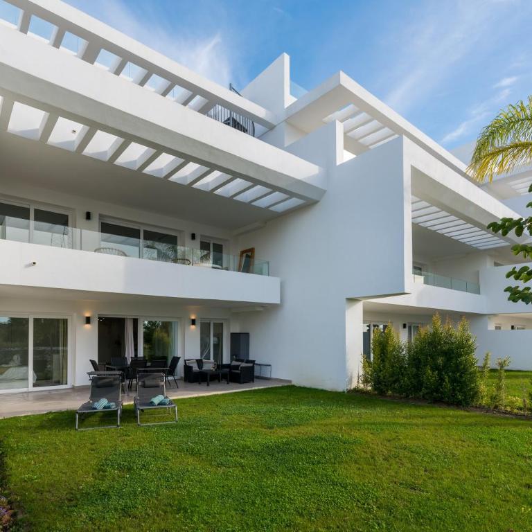 Alcazaba Lagoon Luxury Retreat - Apartamento Deluxe de 2 dormitorios con vistas al jardín - 20