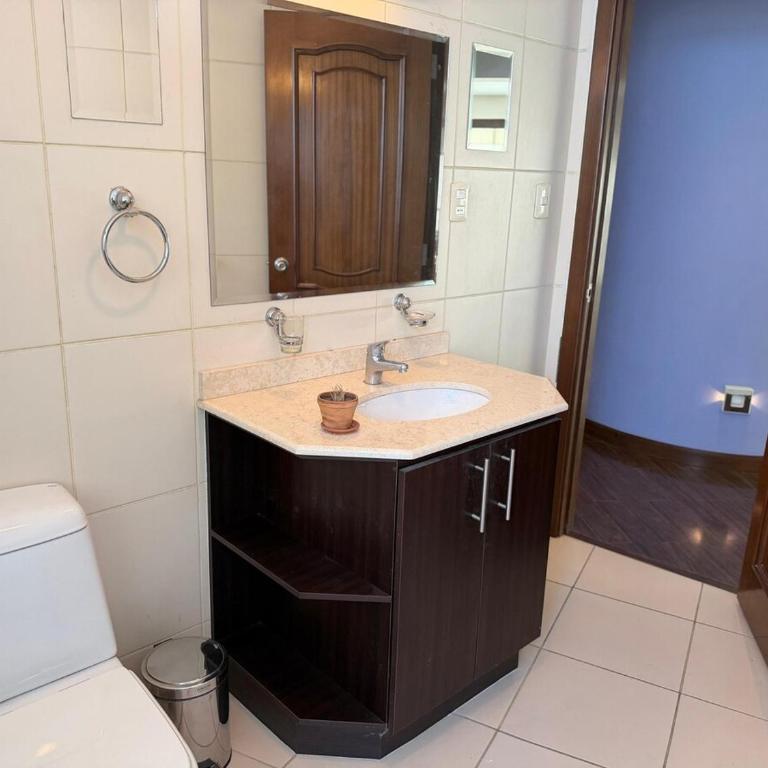 hermoso departamento inteligente en zona comercial - Two-Bedroom Apartment - 8