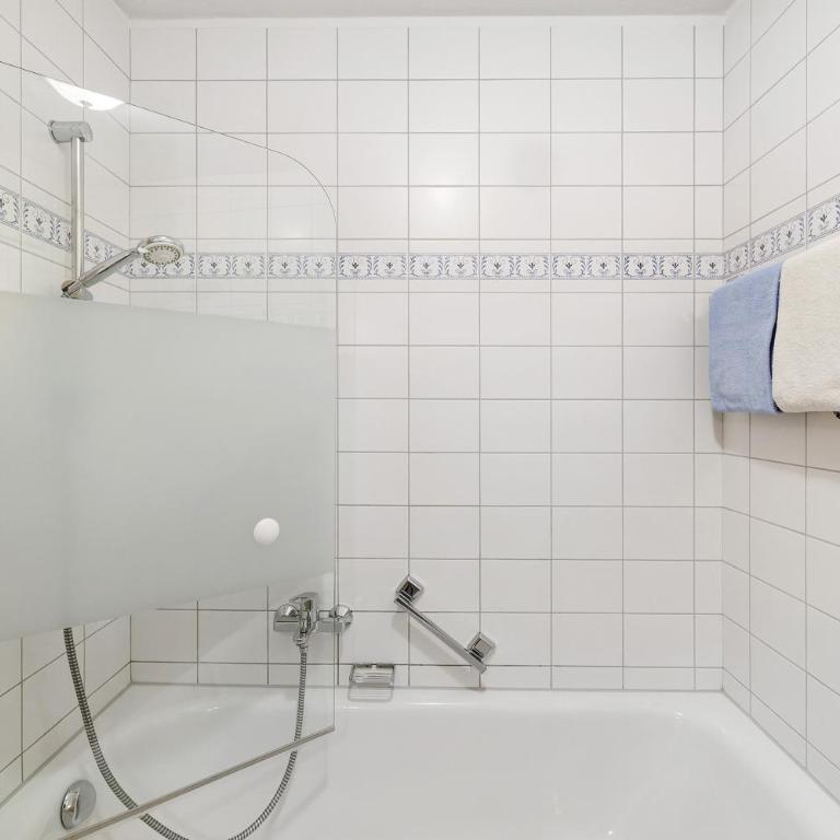 Fewo Brünnstein - Nr 28 Pool, Sauna - Superior Apartment mit 1 Schlafzimmer und Balkon - 17