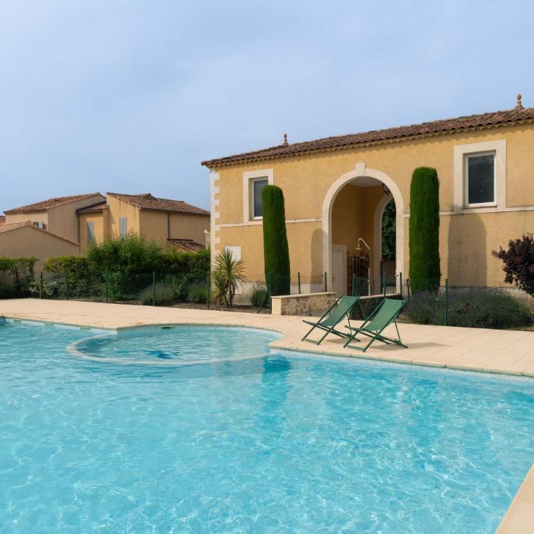 Maison avec jardin et piscine - Maison 2 Chambres - 15