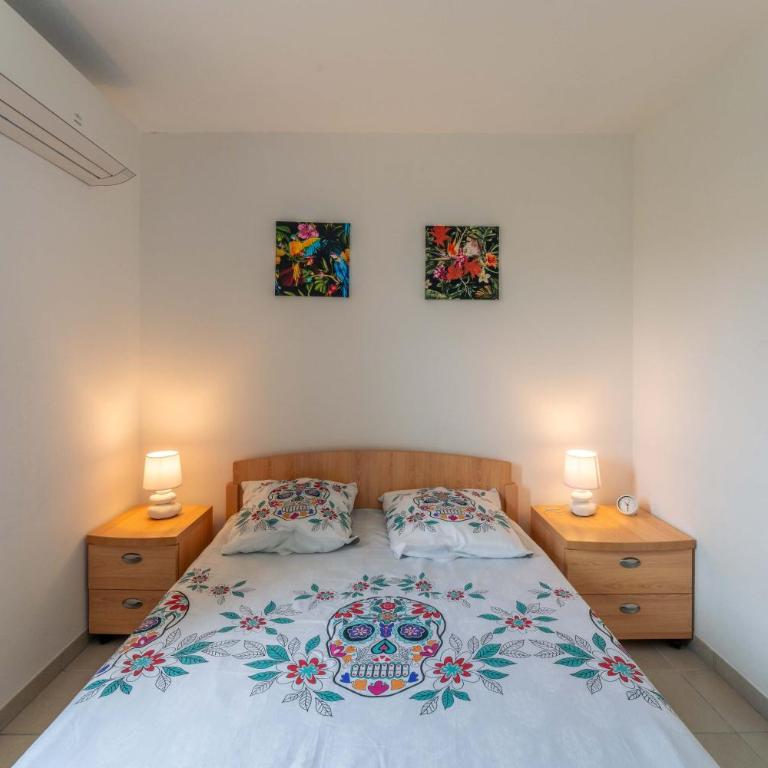 Maison avec jardin et piscine - Maison 2 Chambres - 8