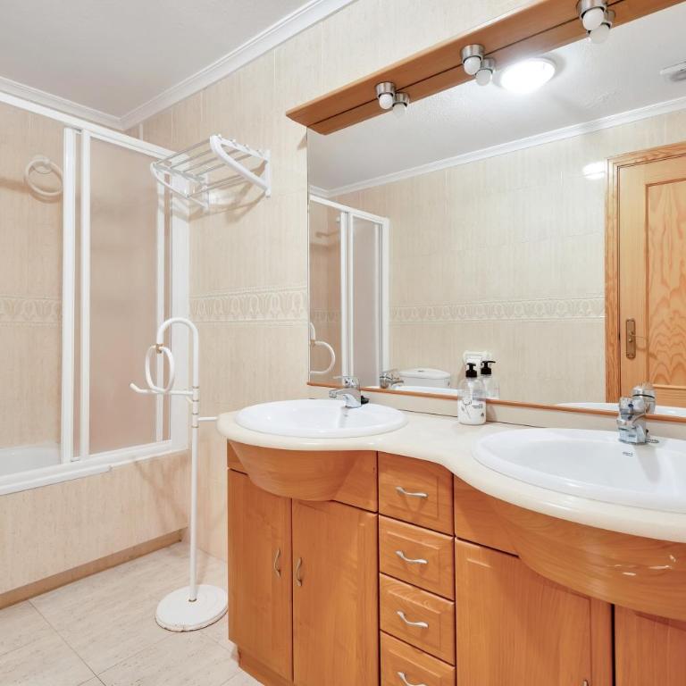 Casa en playa con piscina Novamar - Casa de 3 dormitorios - 13