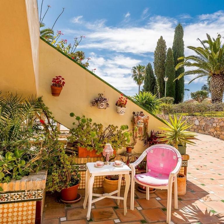 Capricho Montepino 1 Las Palomas - One-Bedroom Apartment with Garden View - 1