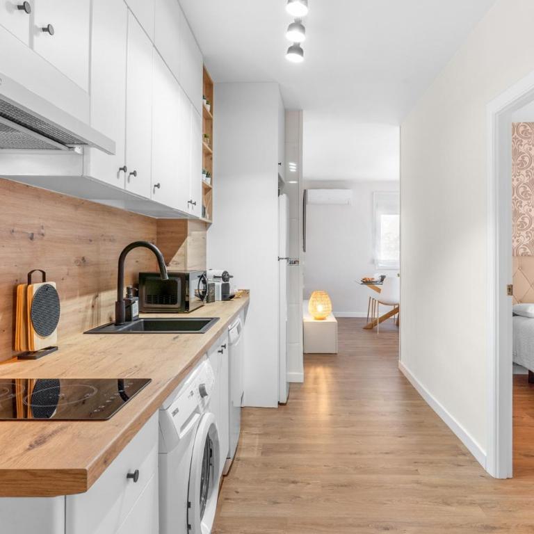 Byb Apartments - Apartamento con ducha - 8