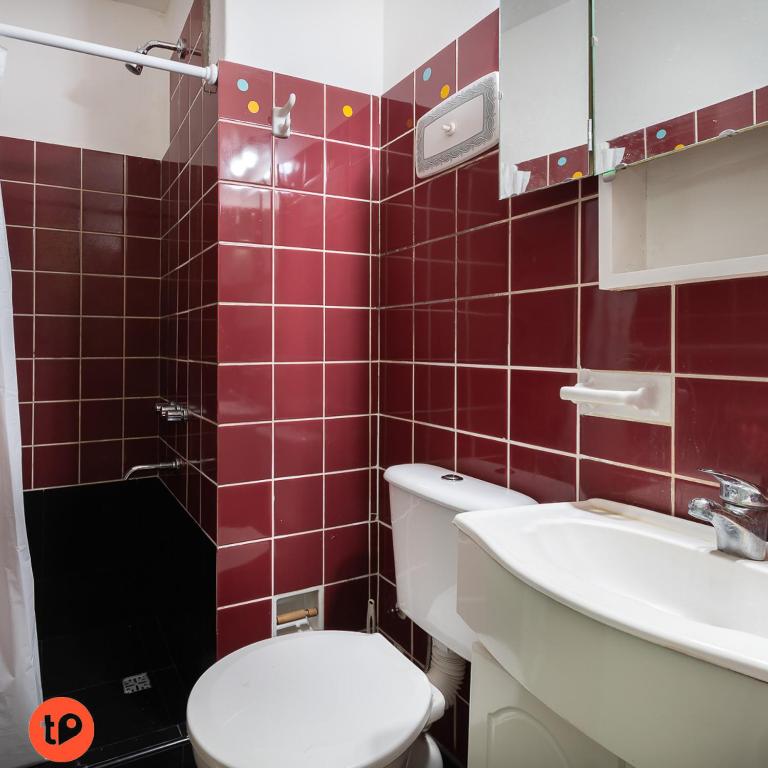 Excelente ubicación en zona Güemes, luminoso monoambiente - Two-Bedroom Apartment - 8