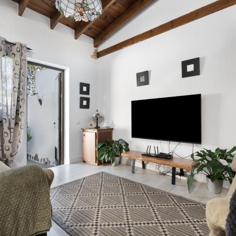 Casa Rural Kiko - Three-Bedroom House - 21