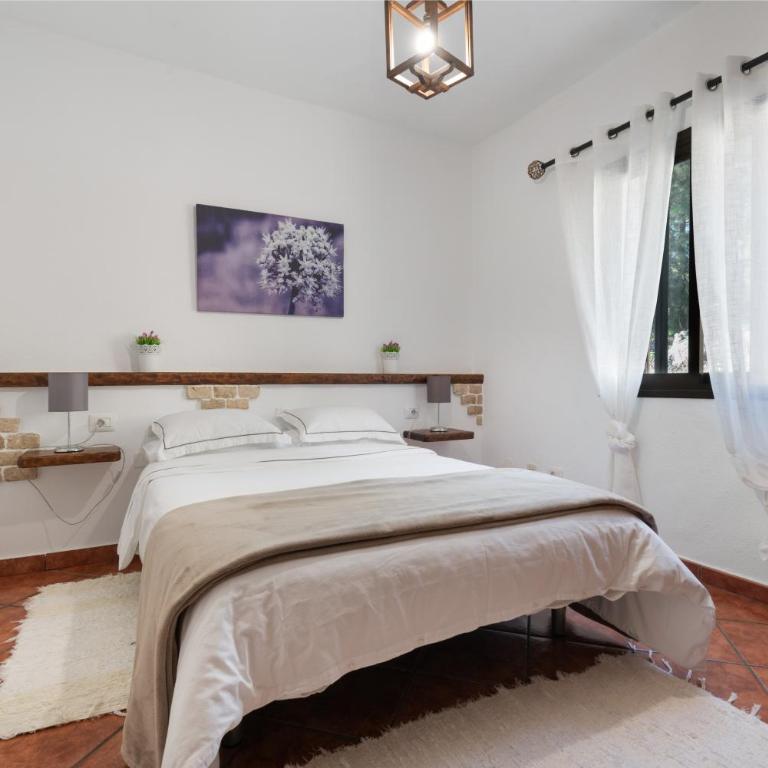 Casa Rural Kiko - Three-Bedroom House - 9