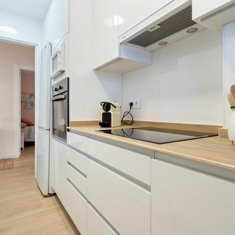 beach and pool - Three-Bedroom Premium Apartment with Balcony - 6