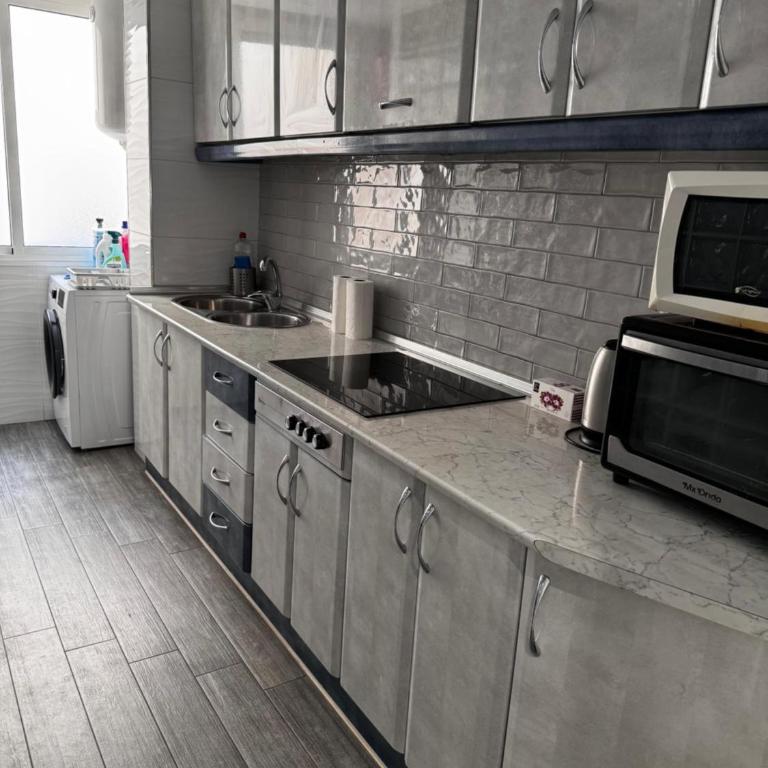 Nueva Málaga House - Apartamento Superior con vistas a la ciudad - 4