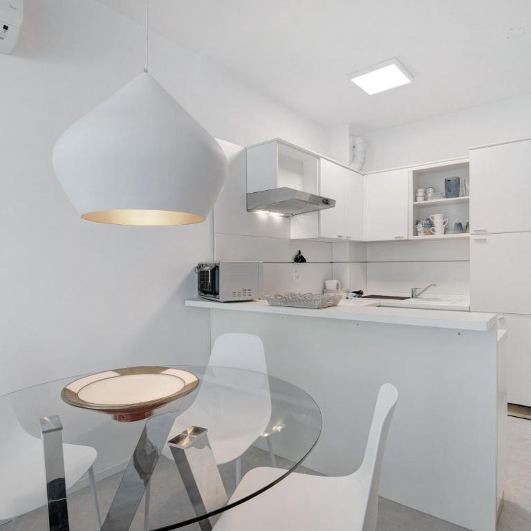 Oasis 38 Pool e Balcony I Immobilux - Appartamento Deluxe con 2 Camere da Letto e Balcone - 22