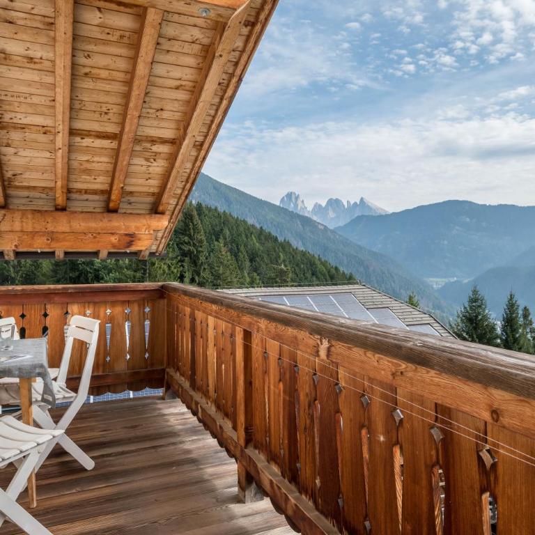 Funtnatsch Apartment Langkofel - Deluxe Apartment mit Balkon und 2 Schlafzimmern - 1