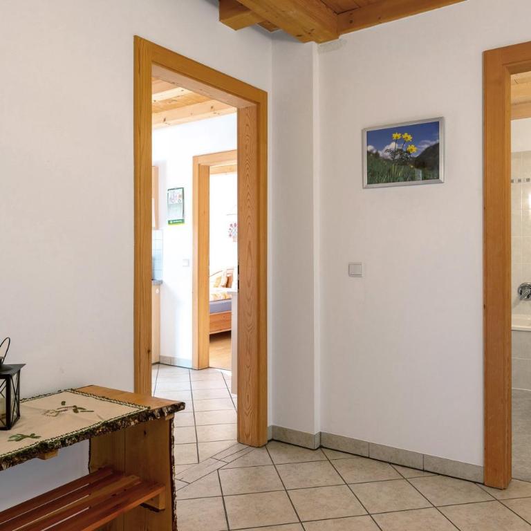 Heinzenhof Welschnofen - One-Bedroom Apartment with Garden View - 14