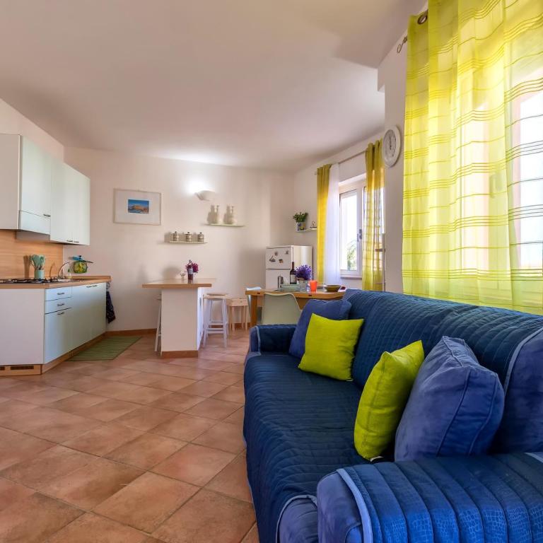 La Casa Al Mare - Appartamento Deluxe con 2 Camere da Letto e Balcone - 5