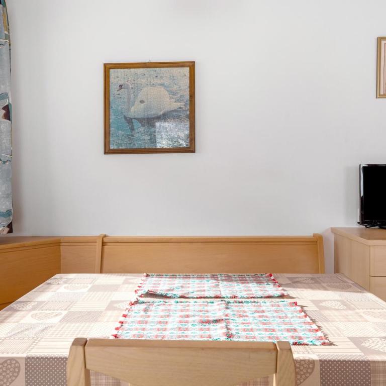 Heinzenhof Welschnofen - Two-Bedroom Deluxe Apartment with Garden View - 9
