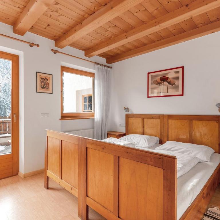 Heinzenhof Welschnofen - Two-Bedroom Deluxe Apartment with Garden View - 1