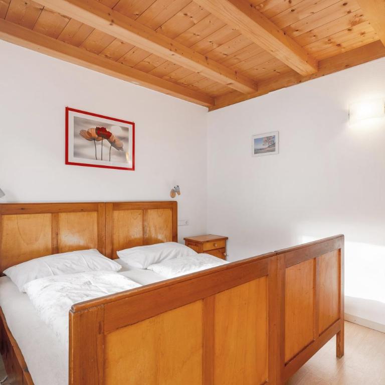 Heinzenhof Welschnofen - Two-Bedroom Deluxe Apartment with Garden View - 13