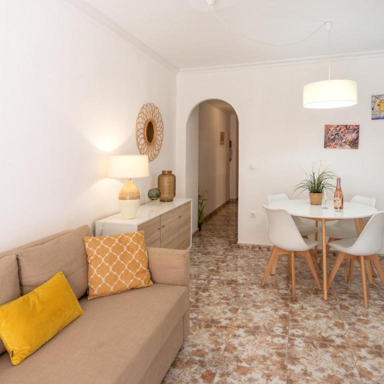 Apartment 50 meters from the beach - Apartamento Deluxe de 2 dormitorios con balcón - 3