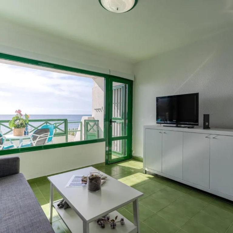 Apartament Excepcional 1a Línea - Studio Apartment with Sea View - 16