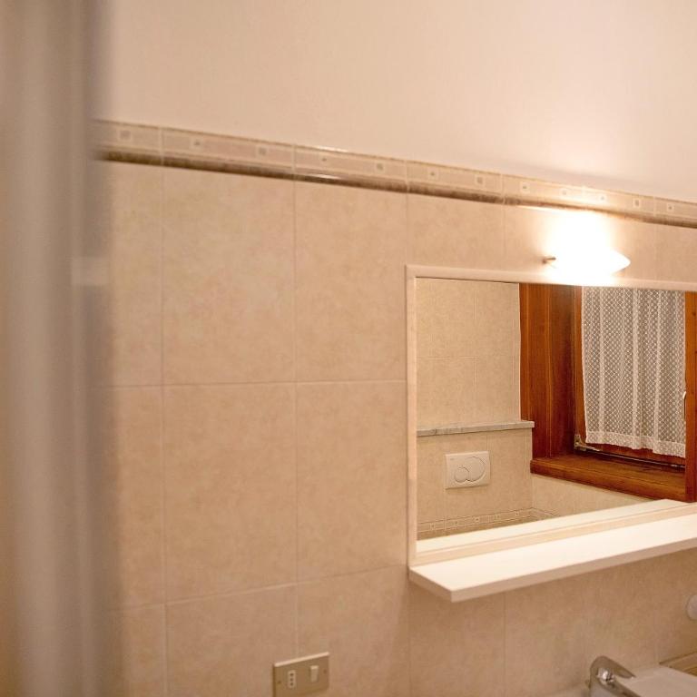 Baita Franz 3 Livigno - Appartamento Deluxe con 2 Camere da Letto e Vista Giardino - 22
