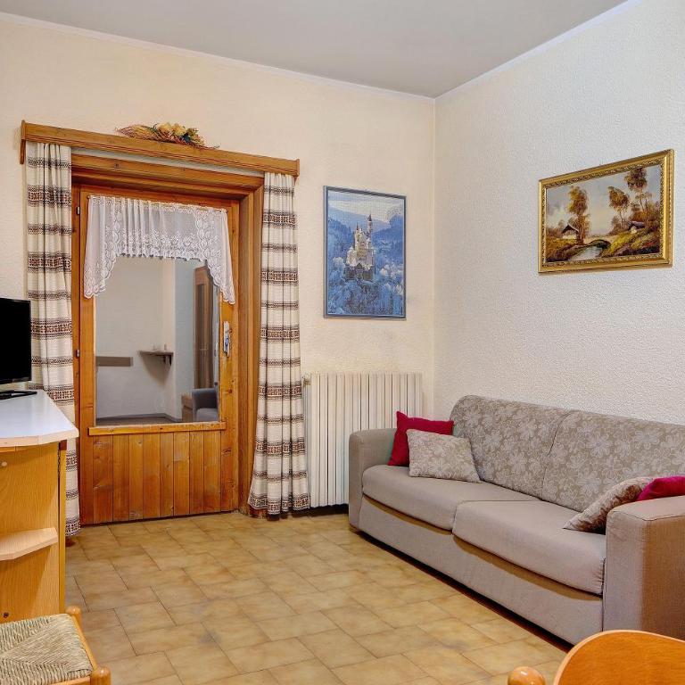Baita Franz 3 Livigno - Appartamento Deluxe con 2 Camere da Letto e Vista Giardino - 8