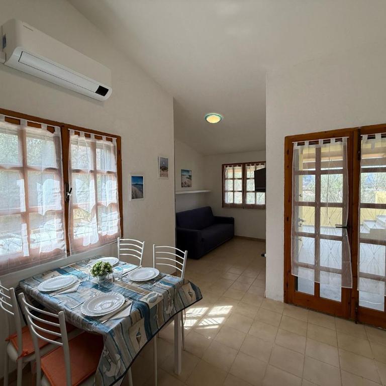 Casa Bougainville Cala D'Ambra - Appartamento Superior con Vista Città - 2