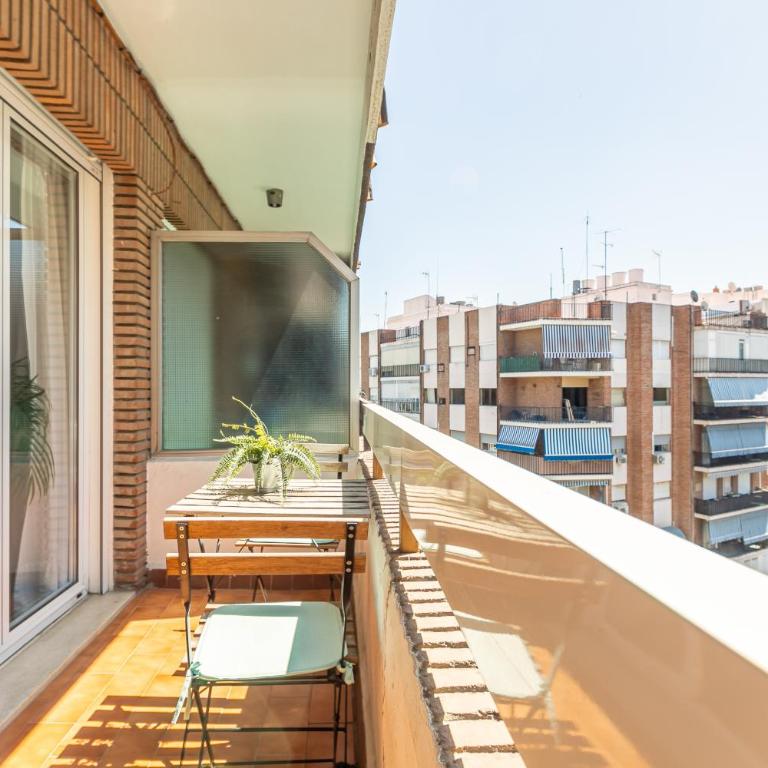 Reflection - Superior One-Bedroom Apartment with Balcony - 4