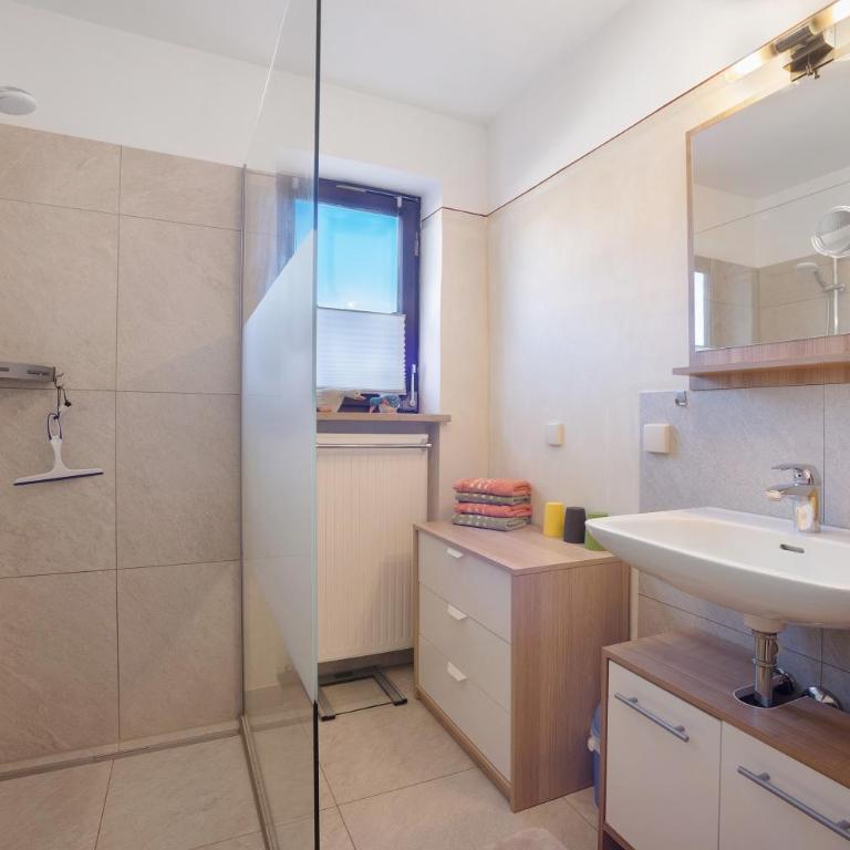 Haus Bergliebe - Premium Apartment mit 3 Schlafzimmern und Balkon - 26