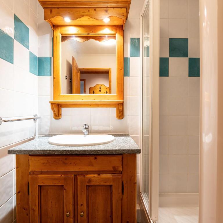 Appart. résidence pied des pistes - Deluxe Apartment mit Balkon und 2 Schlafzimmern - 21