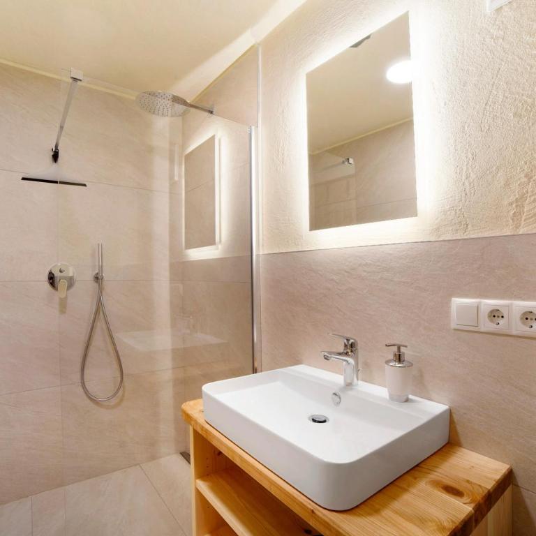 Hauserhof - Appartamento Deluxe con 2 Camere da Letto e Vista Giardino - 17