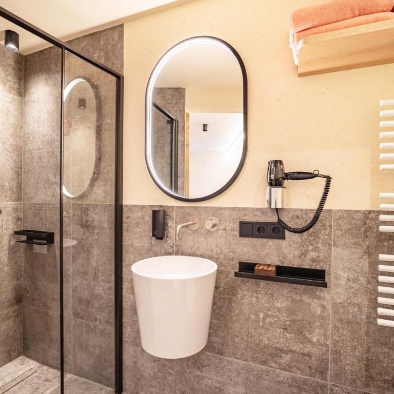 Avia Living Anna - Monolocale con Vista Montagna - 13