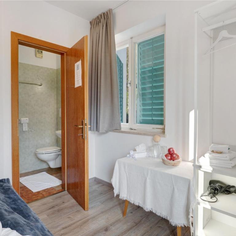 Haus Burger Vilpian - Doppelzimmer mit Bergblick - 6