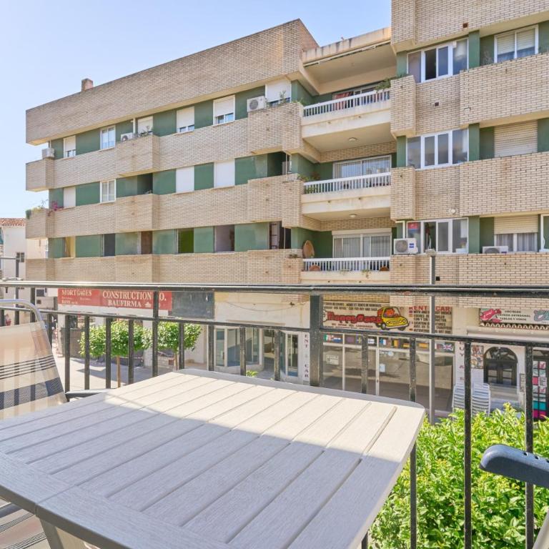 Apartmento Calle Antonio Millón - Apartamento Premium de 3 dormitorios con balcón - 1
