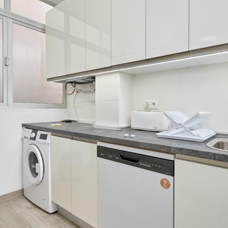 Apartmento Calle Antonio Millón - Apartamento Premium de 3 dormitorios con balcón - 6