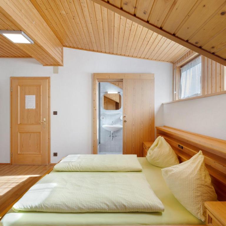 Pension Waldheim Rooms - Habitación Doble con vistas a la montaña - 3