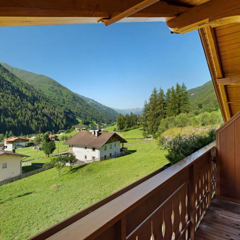 Pension Waldheim Rooms - Habitación Doble con vistas a la montaña - 4