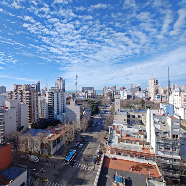 Hermosas vistas, calido y luminoso - One-Bedroom Apartment - 1