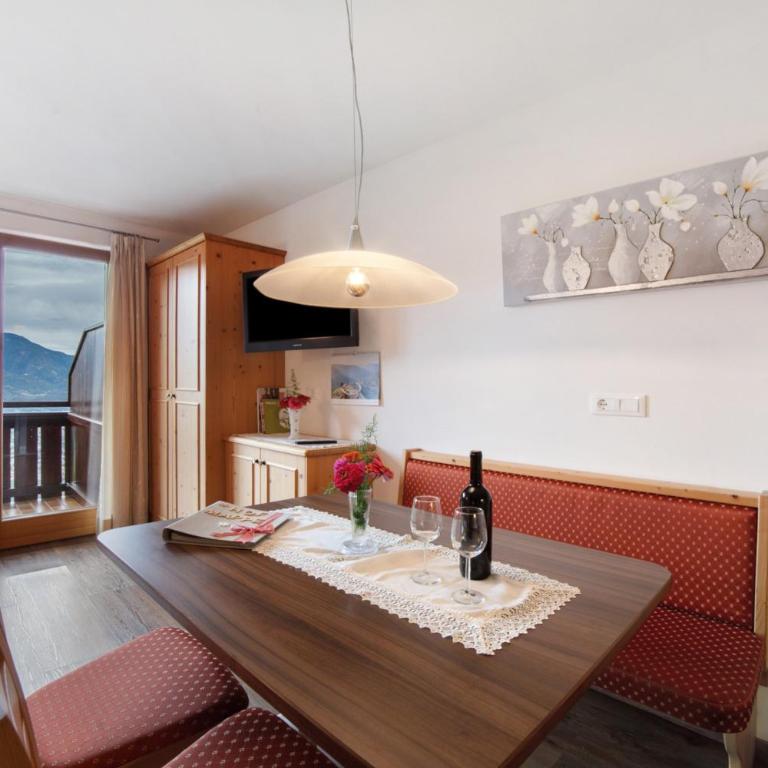 Oberötzbauer Apartment Enzian - Deluxe-Apartment mit 2 Schlafzimmern und Gartenblick - 6