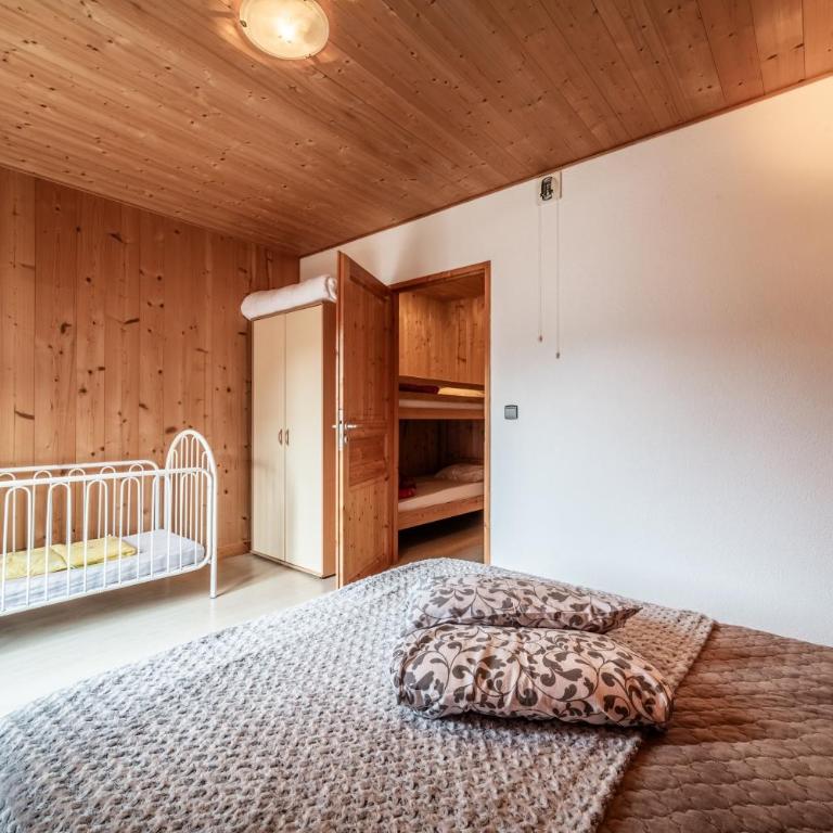 Sherpa 2 - 14 pers - Appartement Supérieur avec Balcon - 13