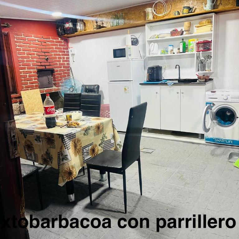 Casa en punta fria Con piscina CLIMATIZADA exelente para invierno o verano viaje en familia o amigos - Casa de 3 dormitorios - 7