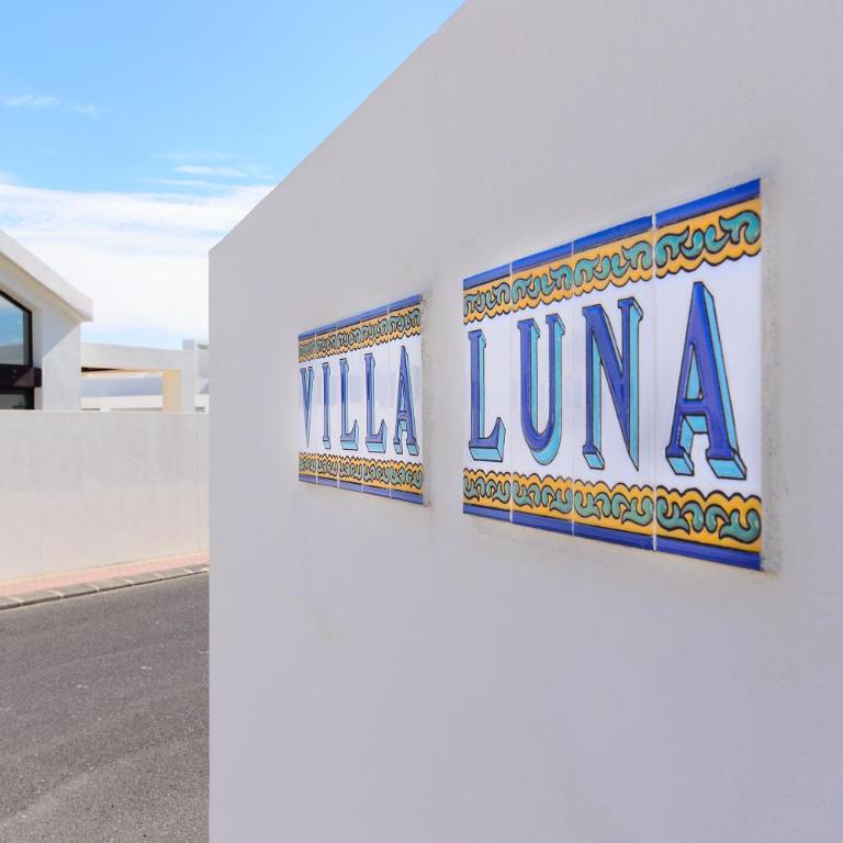 Villa Luna - Three-Bedroom House - 27