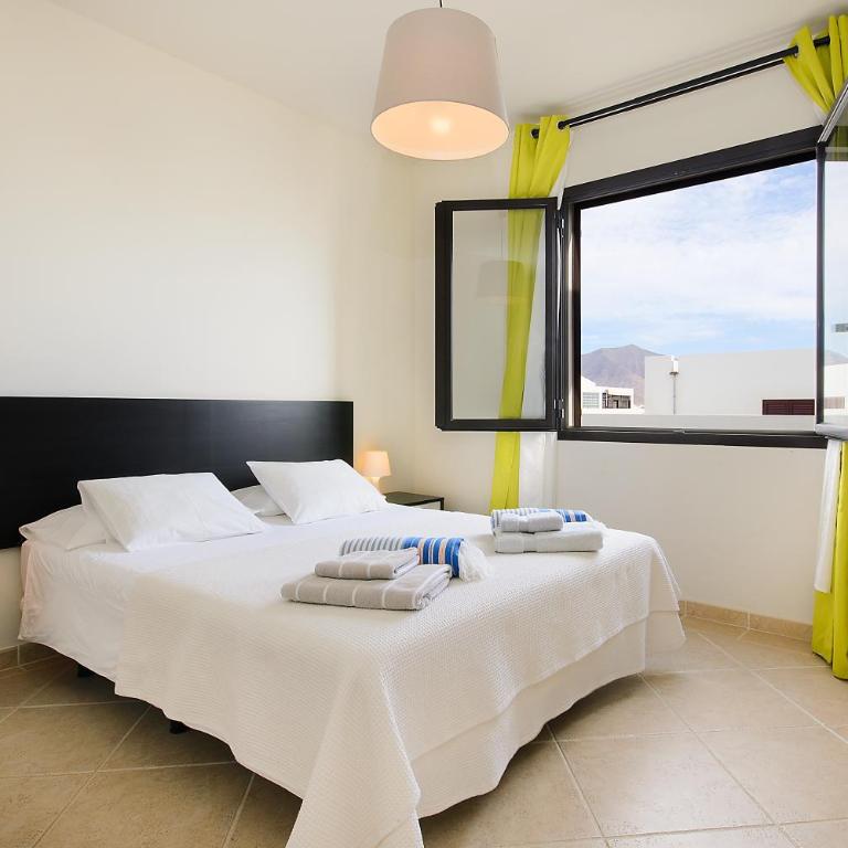 Villa Luna - Three-Bedroom House - 18