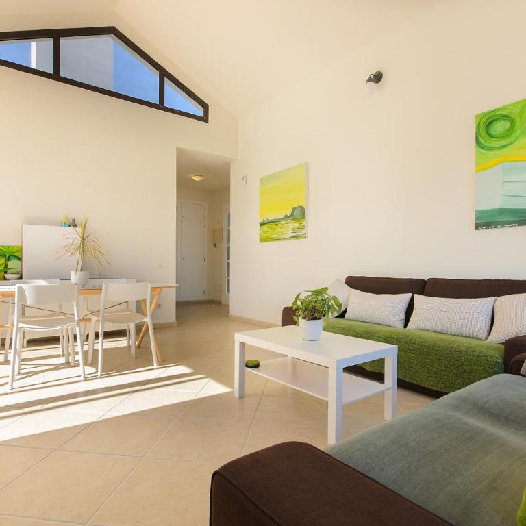 Villa Luna - Three-Bedroom House - 10