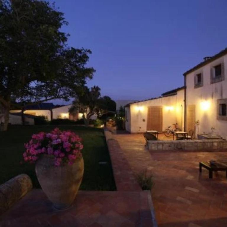 Oasi di relax - Villa con Vista Giardino - 38