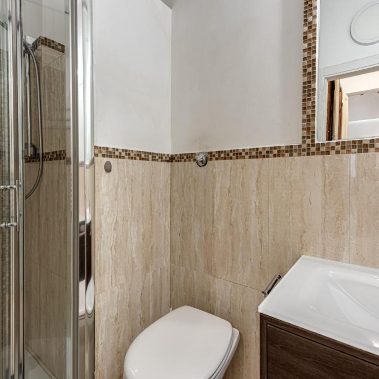 Your house at the Duomo - Appartamento con doccia - 18