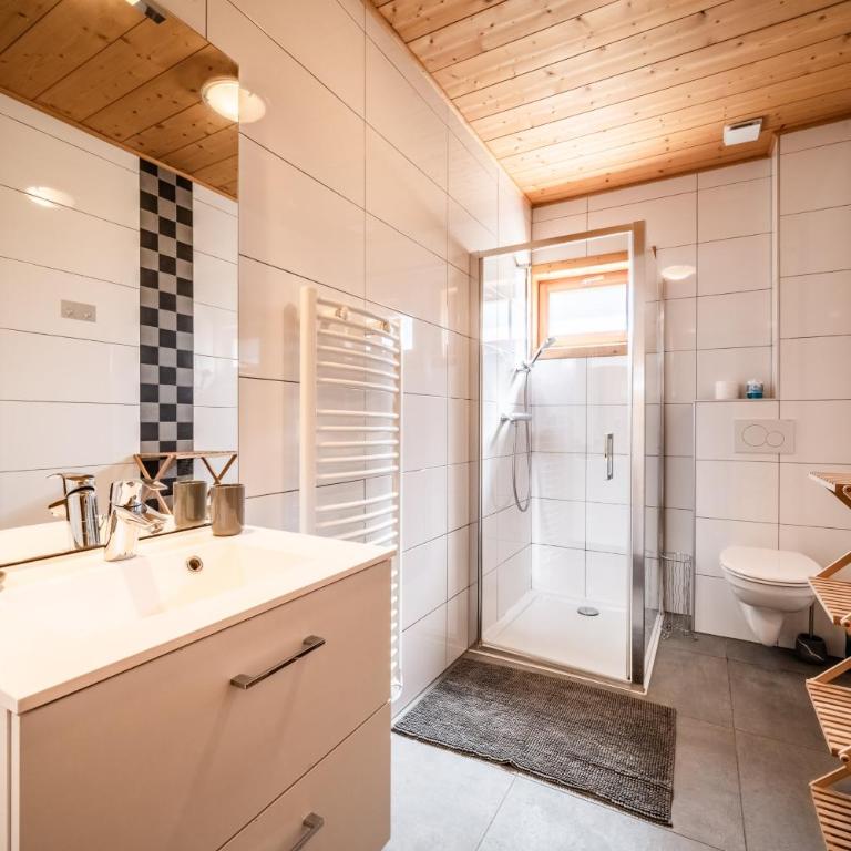 Les Gites Leyetaz - Appartement 3 Chambres Premium avec Balcon - 21
