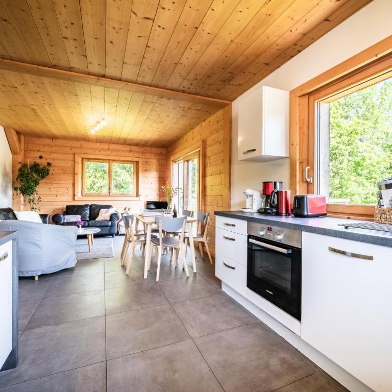 Les Gites Leyetaz - Appartement 3 Chambres Premium avec Balcon - 10