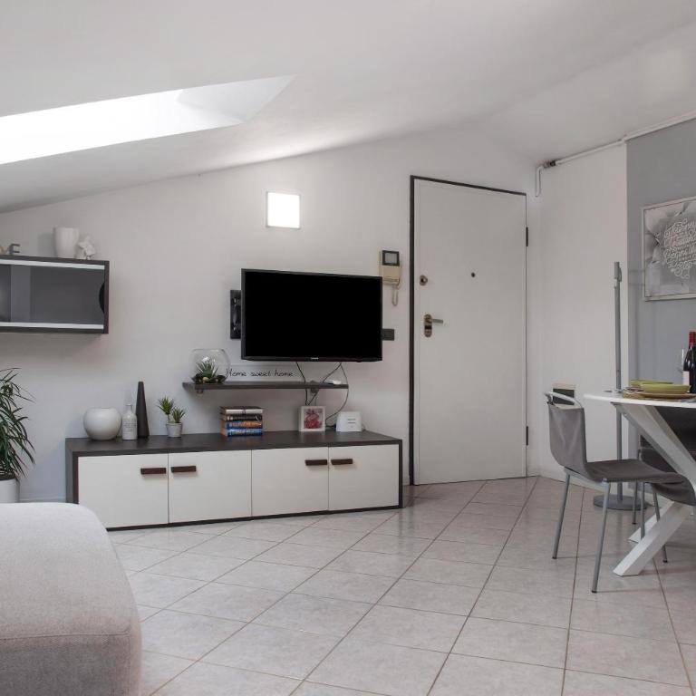 Mansarda Massimo - Verbania Intra - Appartamento Superior con 1 Camera da Letto - 18